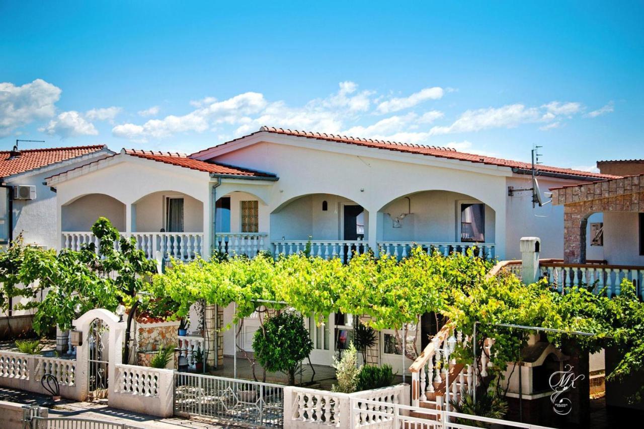 In With Balcony Or Terrace *